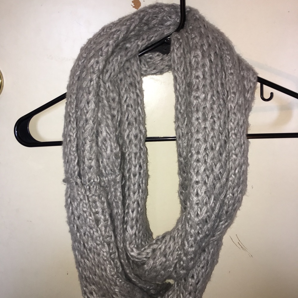 gray infinity scarf